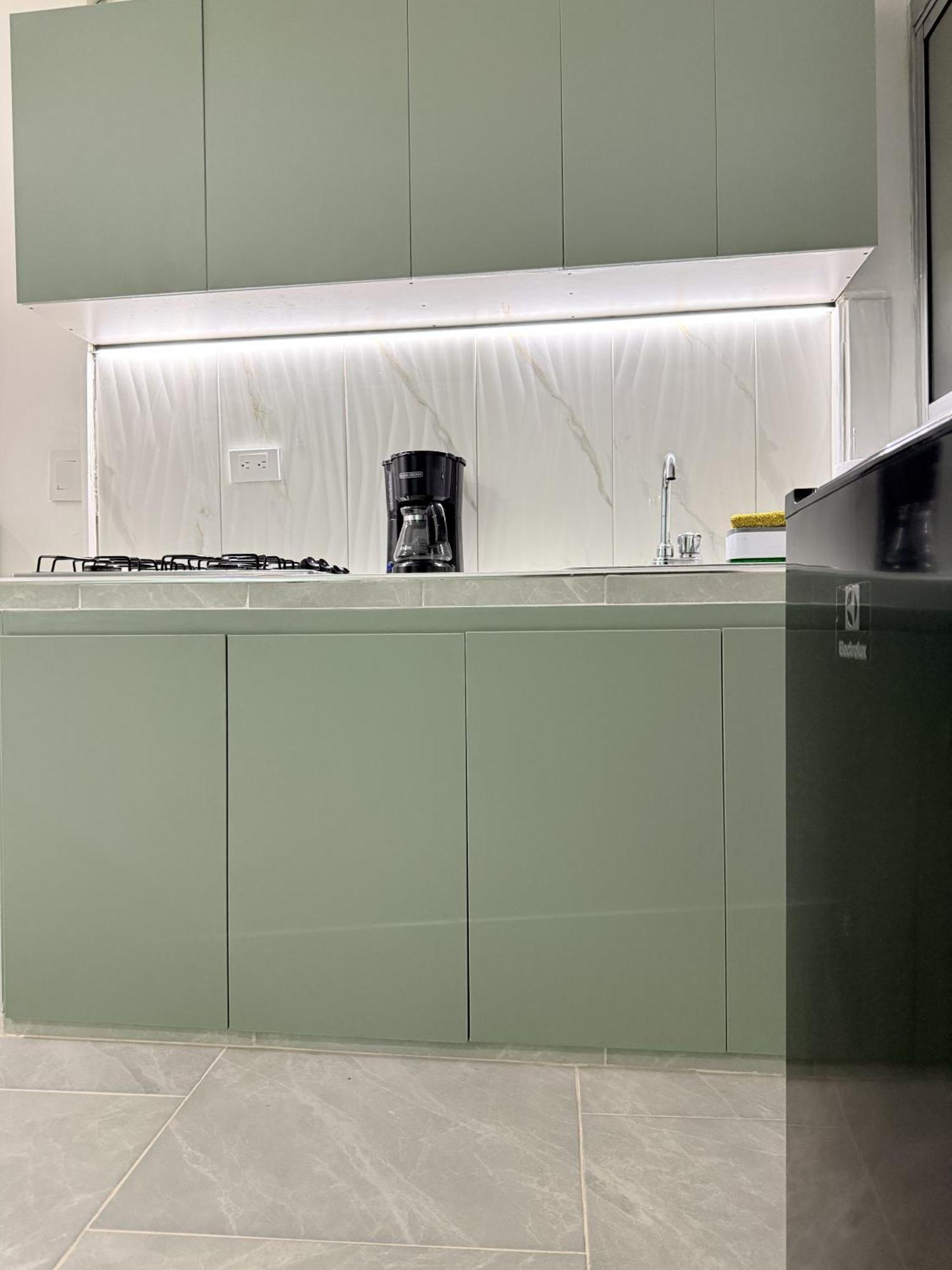 Loft Host Partner Cerca Al Aeropuerto,Expofuturo Y Ukumari Apartment Перейра Екстериор снимка