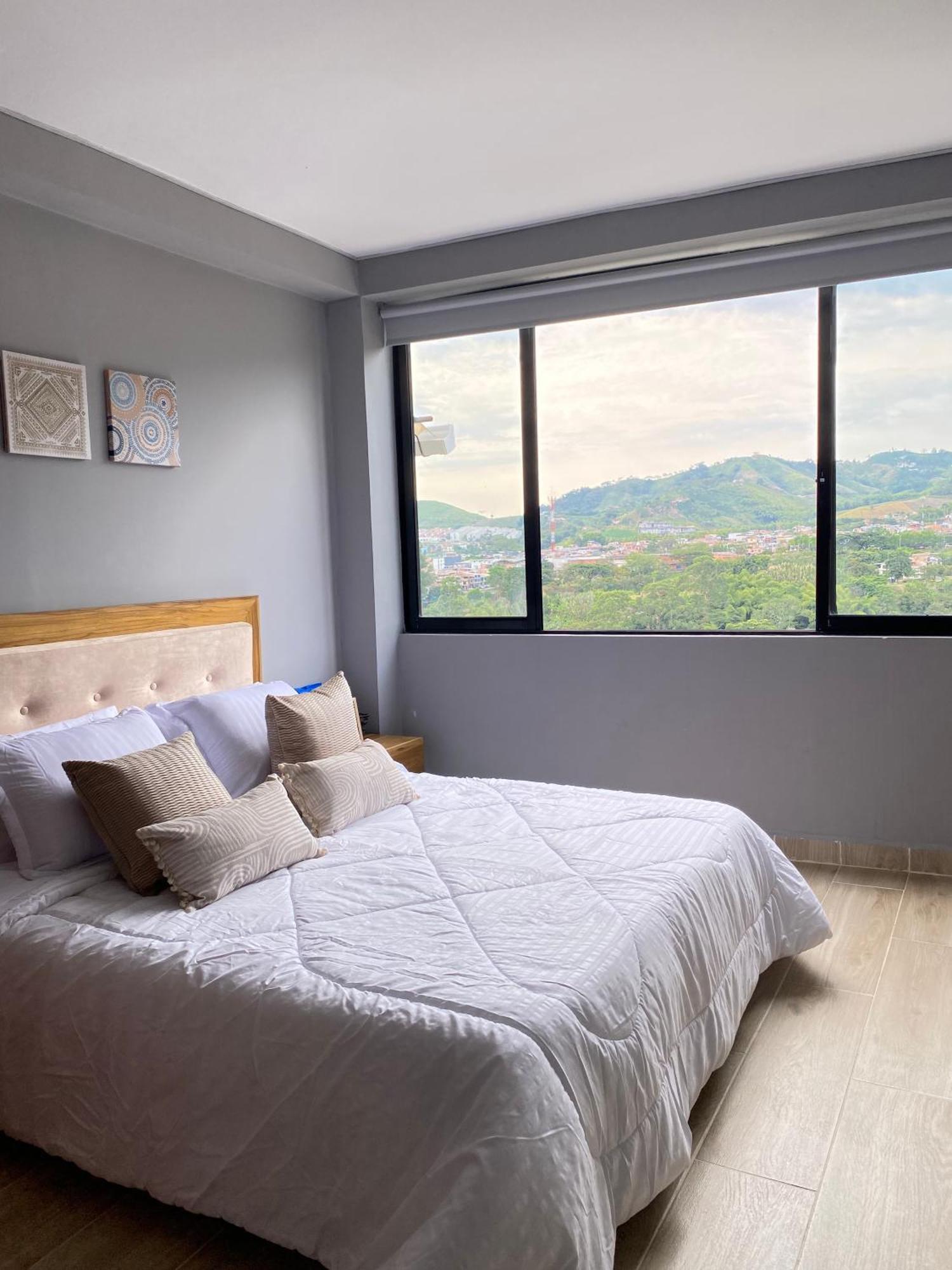 Loft Host Partner Cerca Al Aeropuerto,Expofuturo Y Ukumari Apartment Перейра Екстериор снимка