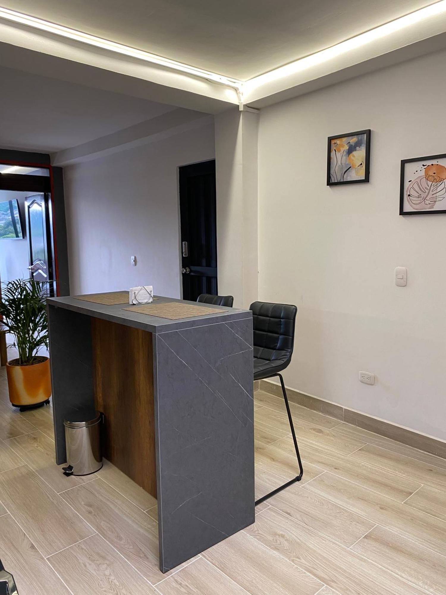 Loft Host Partner Cerca Al Aeropuerto,Expofuturo Y Ukumari Apartment Перейра Екстериор снимка